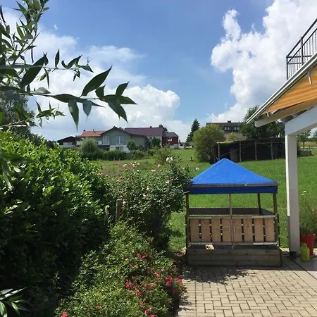 Holiday Hoernchens Hoerle Holiday home *